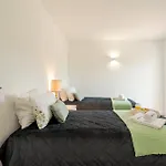 Hostwise - Quiet & Modern With Pool & River Prázdninový dům Tábua