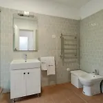 Hostwise - Quiet & Modern With Pool & River 別荘 *