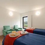 Hostwise - Quiet & Modern With Pool & River *