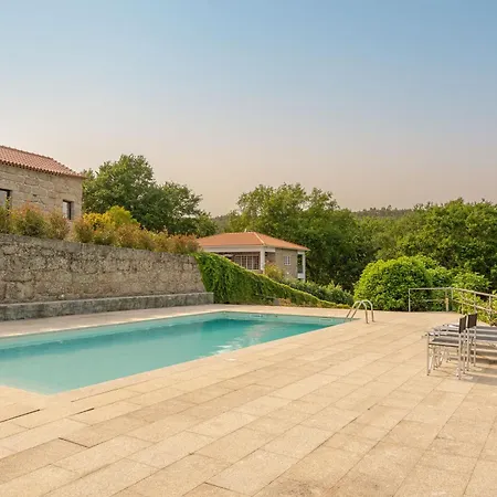 בית נופש Hostwise - Quiet & Modern With Pool & River