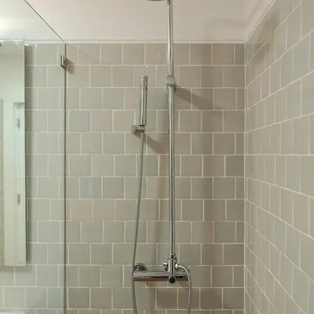 Hostwise - Quiet & Modern With Pool & River Σπίτι διακοπών