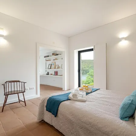 Casa de Férias Hostwise - Quiet & Modern With Pool & River