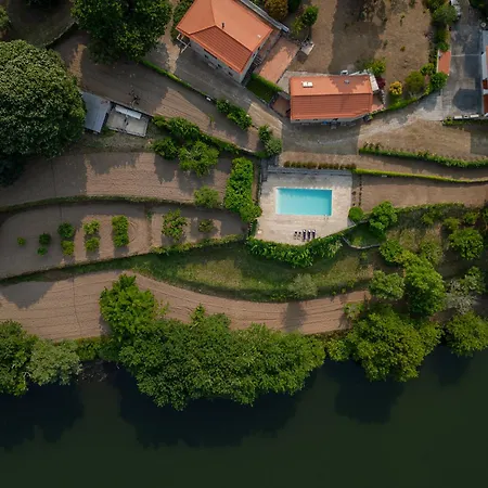 בית נופש Hostwise - Quiet & Modern With Pool & River *