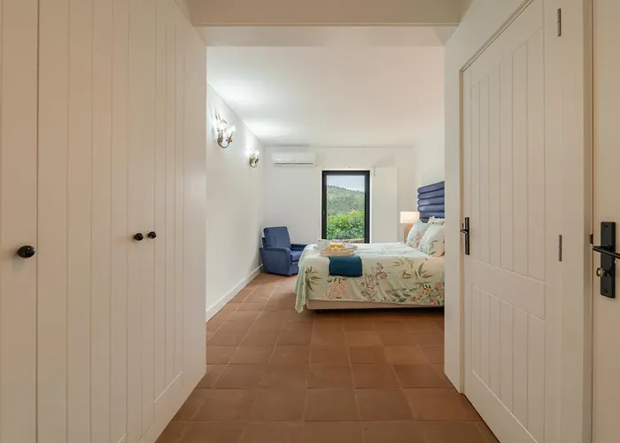 度假居 Hostwise - Quiet & Modern With Pool & River 塔布阿