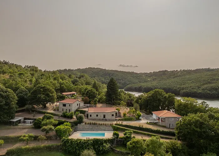 Hostwise - Quiet & Modern With Pool & River *