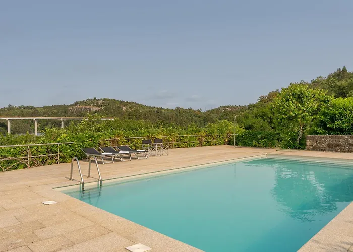 Holiday home Hostwise - Quiet & Modern With Pool & River